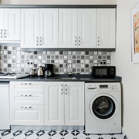 Appartement Unique Flat W 5 Min To Galata Tower Istiklal Ave à Istambul Extérieur photo